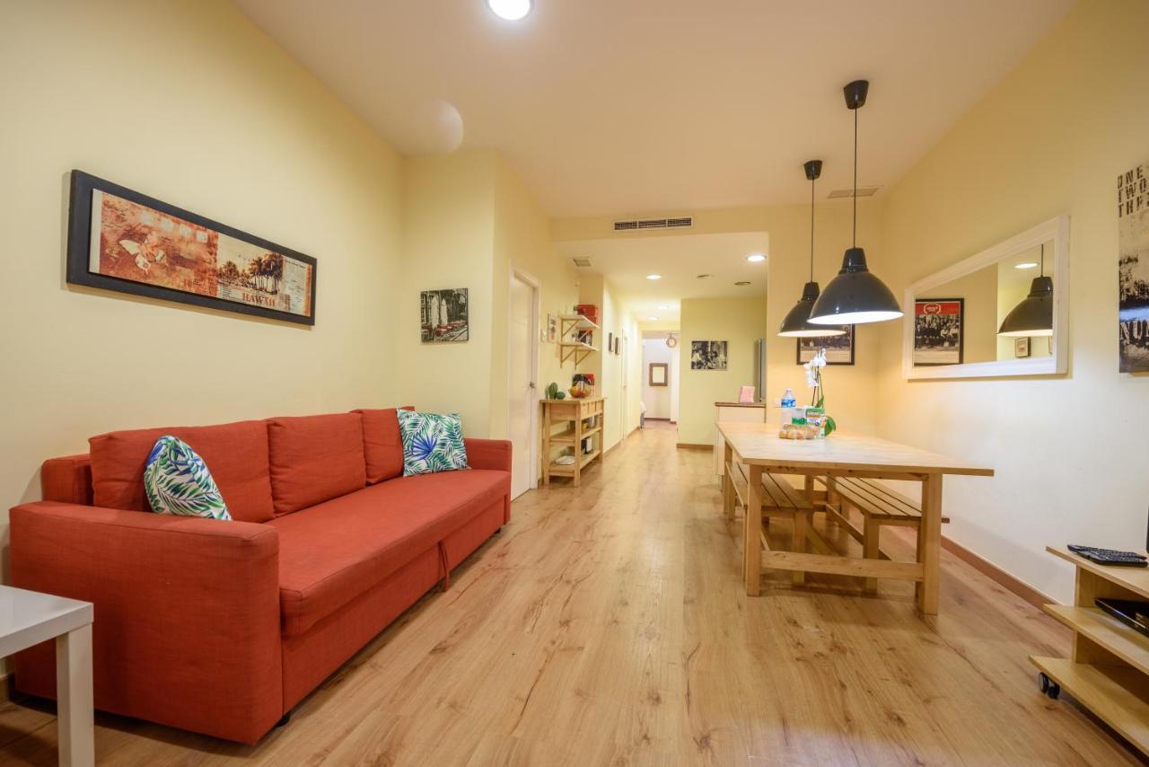 Ramblasrentals Chic & Spacious Flat Pool Table 15M Ramblas - Parking - Wifi Barcelona Exterior foto